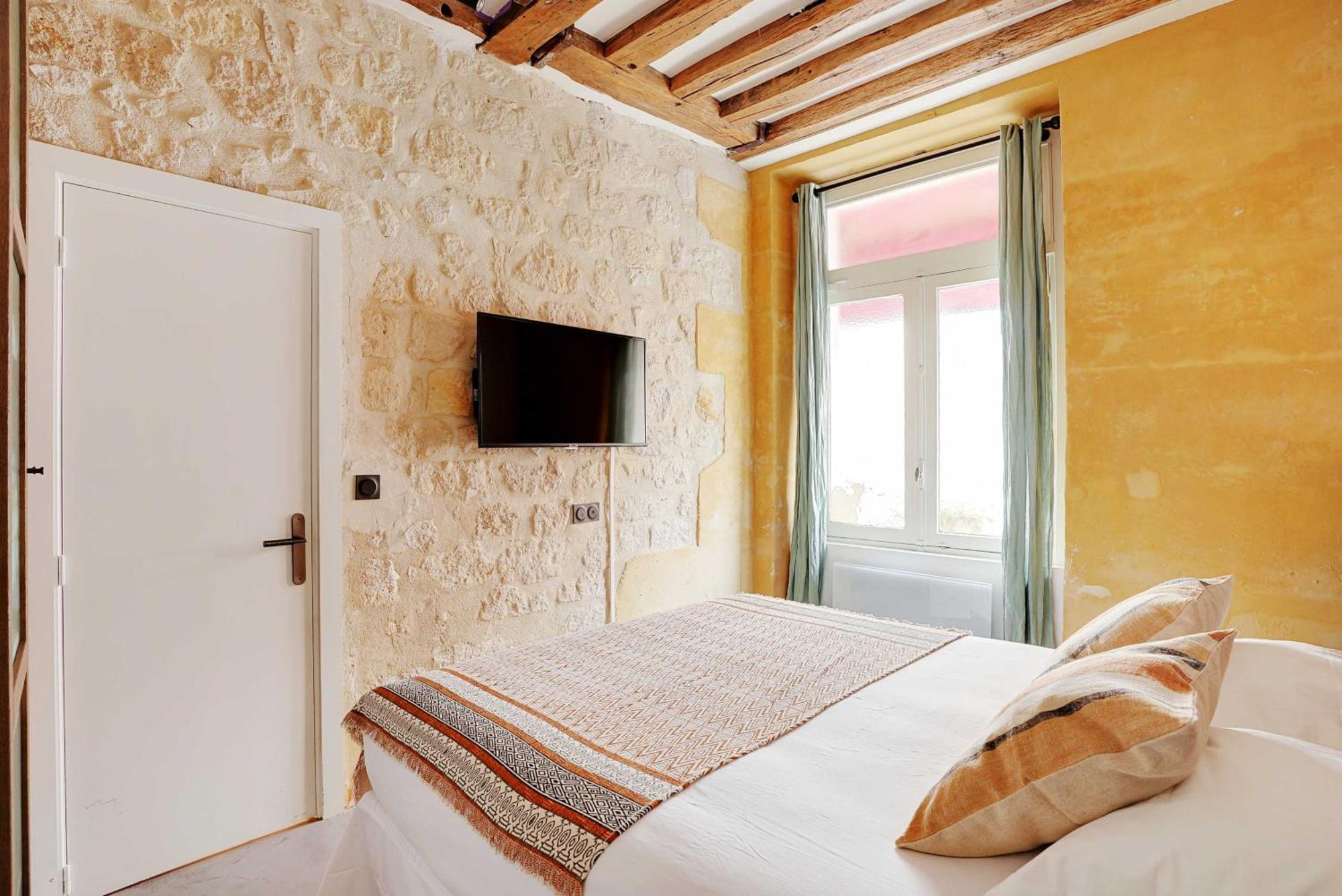 Appartement Spacious - 4br-10p - Place Des Vosges Parijs